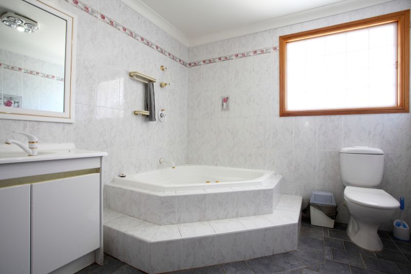 Cost of Bathtub Installation in San Clemente, CA